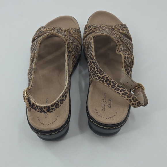 Clarks Cheetah Pattern Sandals NEW - Picture 8 of 16